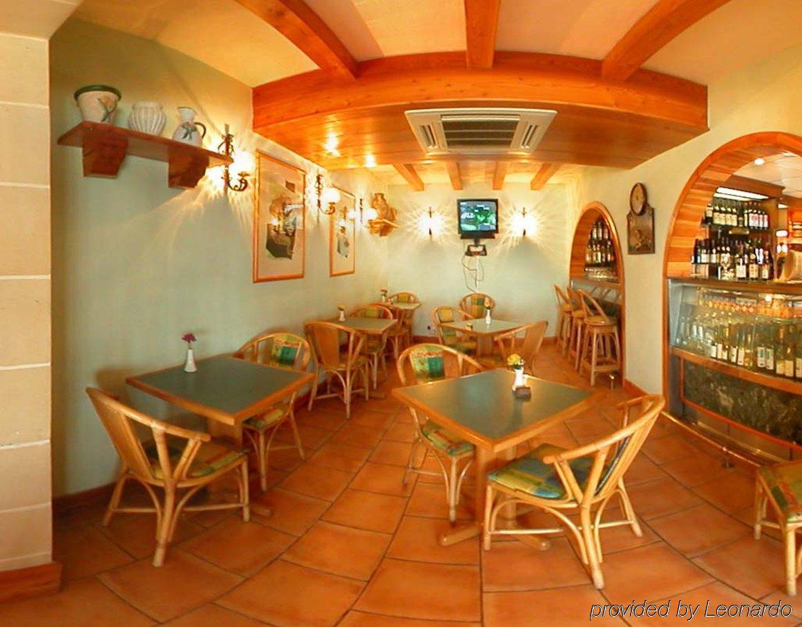 The Mediterranea Hotel & Suites St. Paul's Bay Ristorante foto