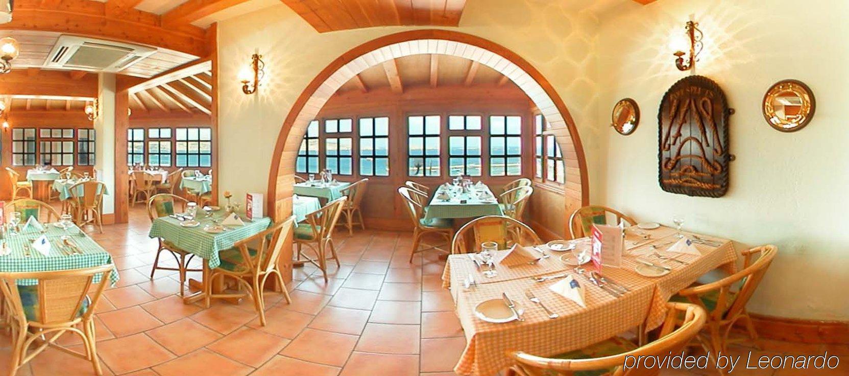 The Mediterranea Hotel & Suites St. Paul's Bay Esterno foto
