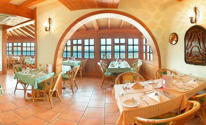 The Mediterranea Hotel & Suites St. Paul's Bay Ristorante foto